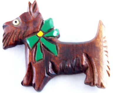 BP247 wood scottie/bow pin